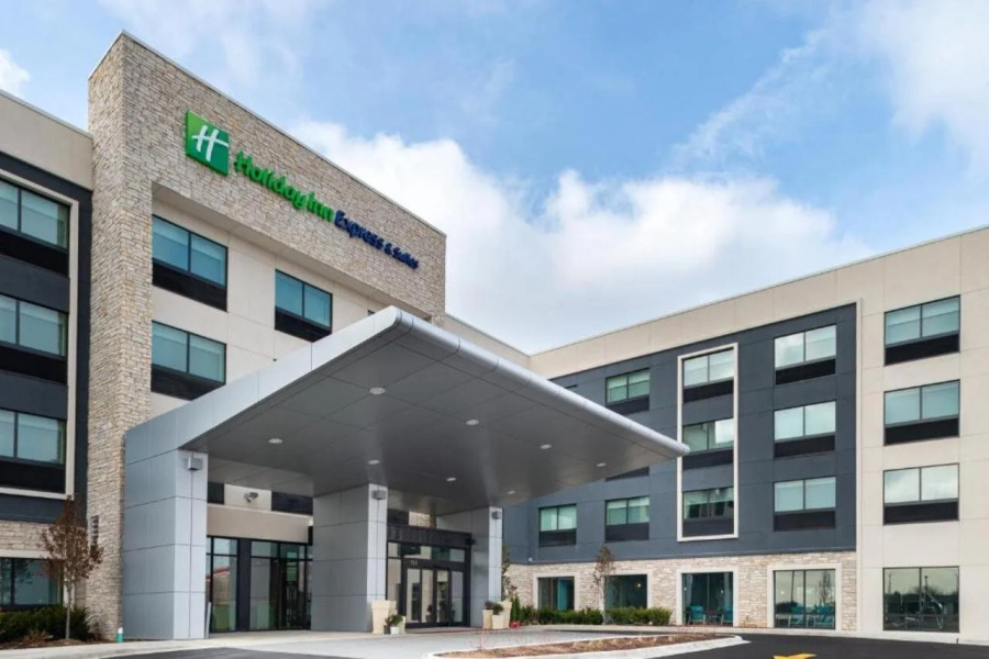 Holiday Inn Express & Suites Romeoville - Joliet North by IHG