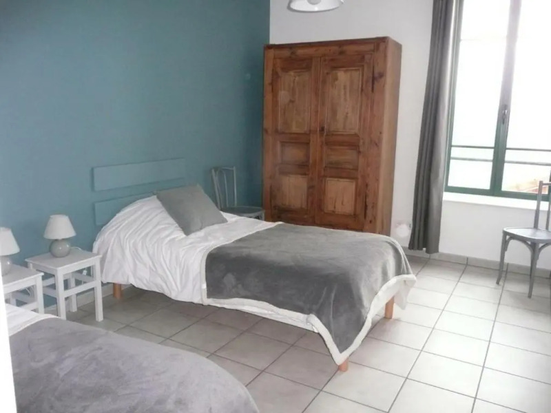 Gîte Saint-Just-la-Pendue, 4 pièces, 6 personnes - FR-1-496-52