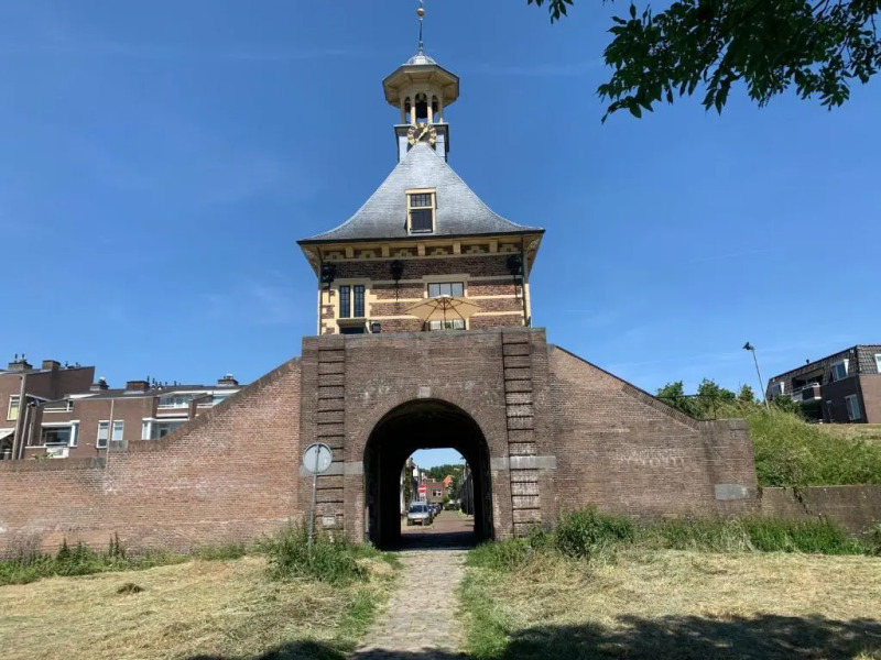 Gorinchem, spacious house, terrace at the water