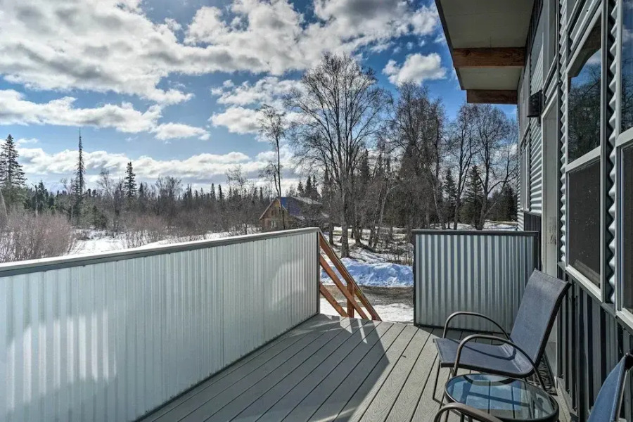 Pet-friendly Duplex w/ Northern Lights Aurora View