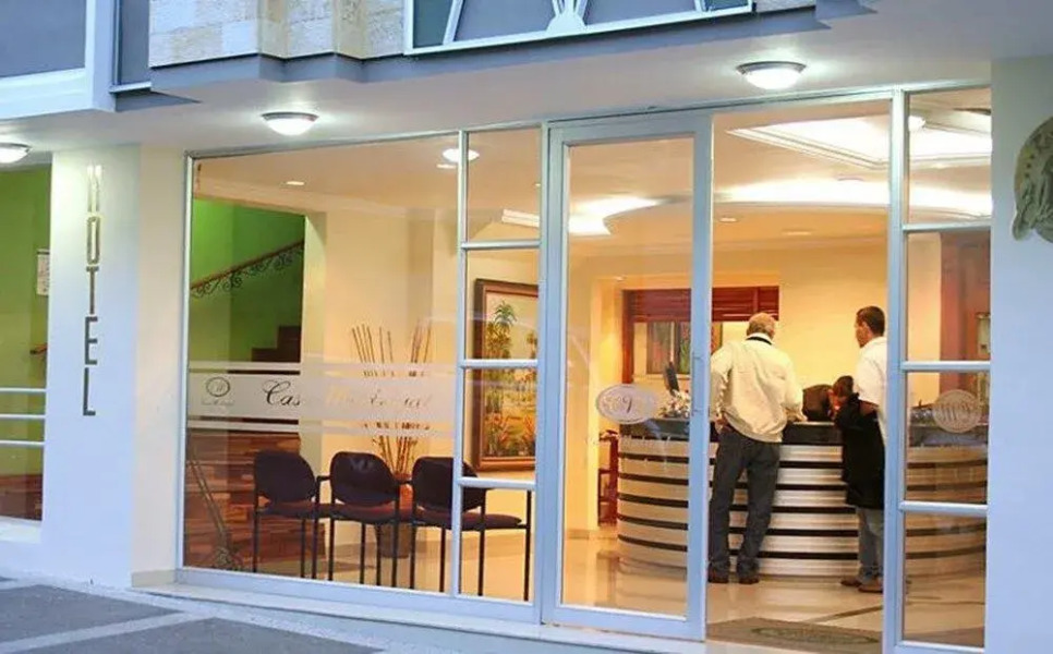 Casa Madrigal Hotel