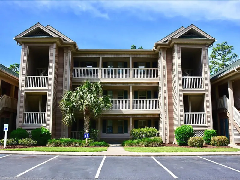 #19h L/O True Blue 2 Bedrooms 2 Bathrooms Condo