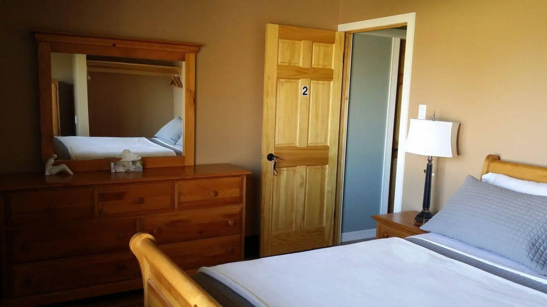 Eileen's Bed & Breakfast - Guest House