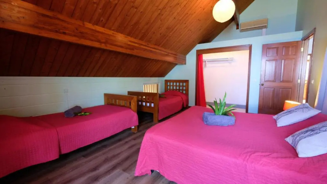 #2 Beach Villa Bliss by TAHITI VILLAS