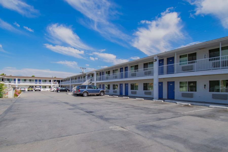 Motel 6 San Bernardino, CA - Downtown