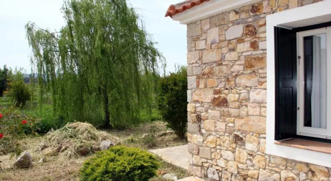 Unique Stone House in Gera Bay