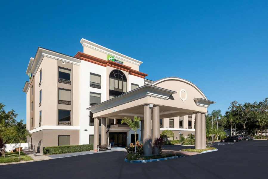 Holiday Inn Express Bartow by IHG