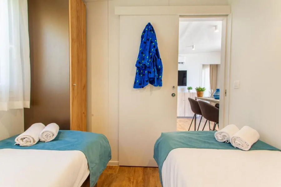 Mobile Homes Delta at Campsite Lopari