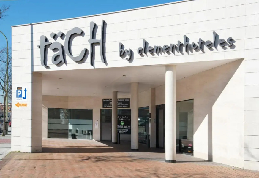 Hotel Tach Madrid Airport