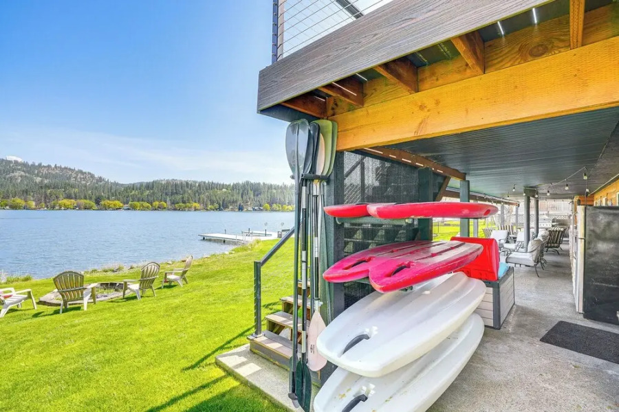 Lakefront Retreat w/ Kayaks, Paddle Boards & Deck!