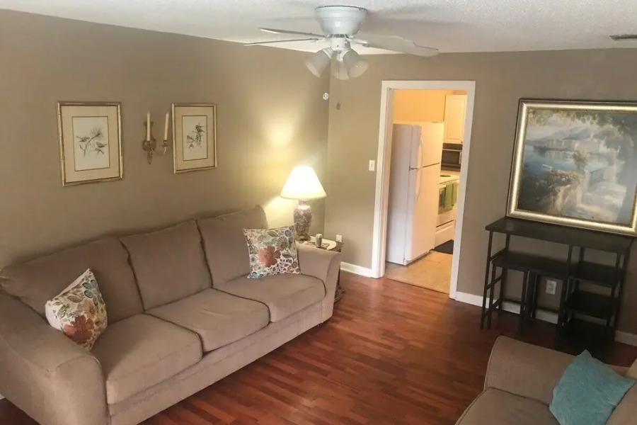 Comfortable 2 Bedroom Close to Waycross Downtown