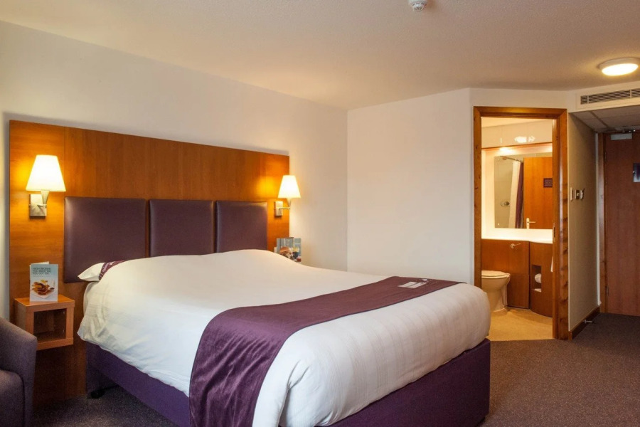 Premier Inn Swansea City Centre