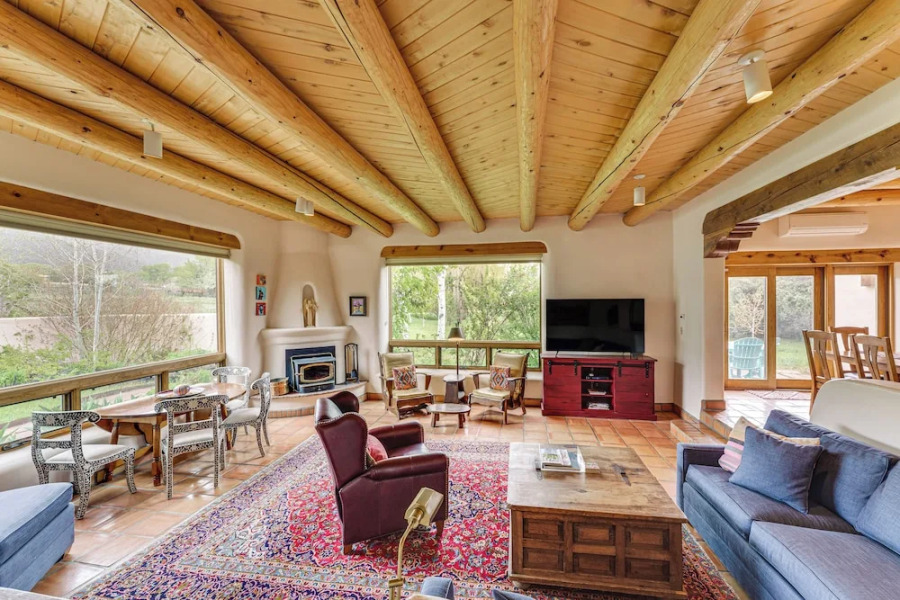 Arroyo Seco Adobe w/ Hot Tub Near Taos Ski Valley!