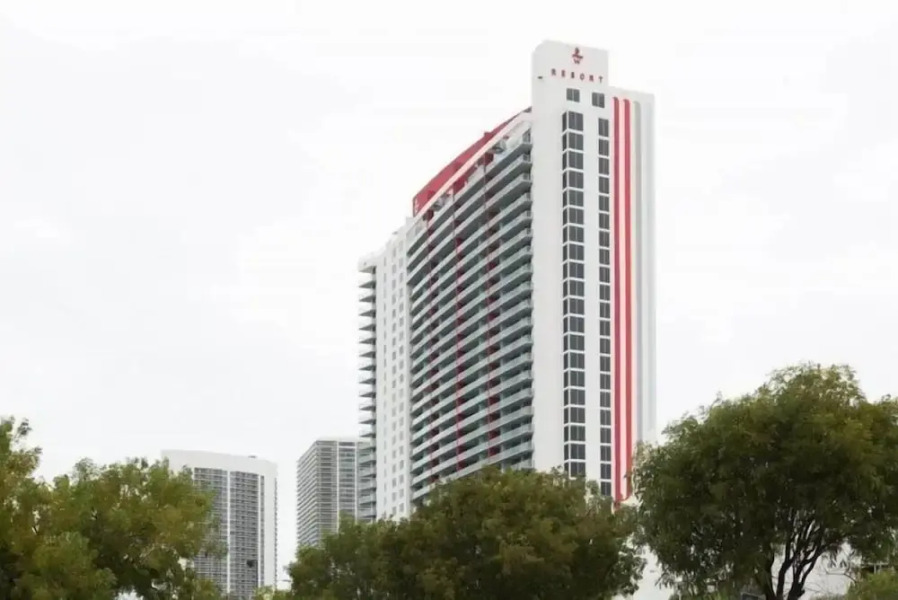 Ocean & Bay View Residence 1 Bed 1 Bath @ Beachwalk