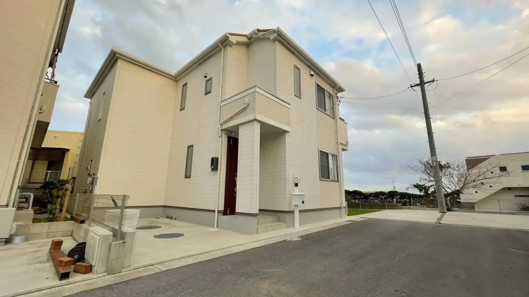 Hyakuna Beach Resort