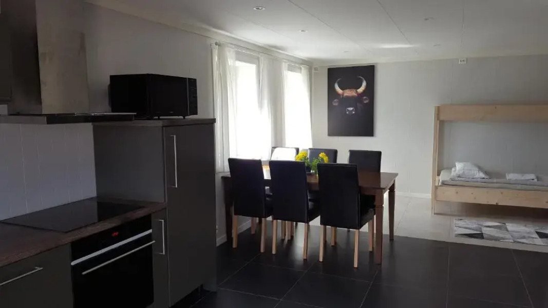 Kvernesfjorden Apartments