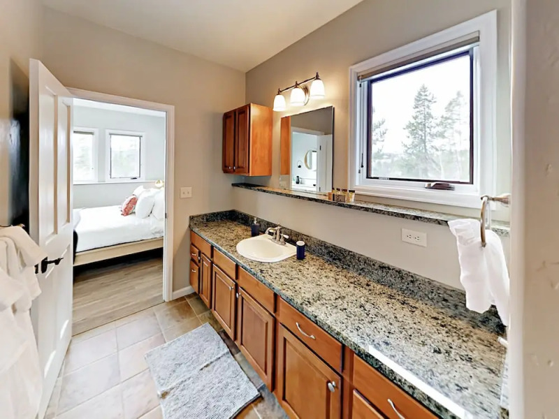 121 Hemlock Trail - 5 Br Home