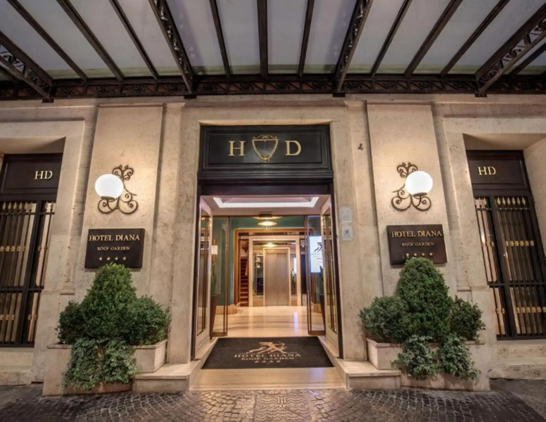 Hotel Diana Roof Garden