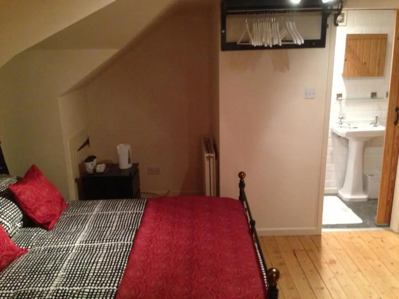 The Golden Lion Hotel