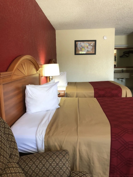 Red Roof Inn Pine Bluff