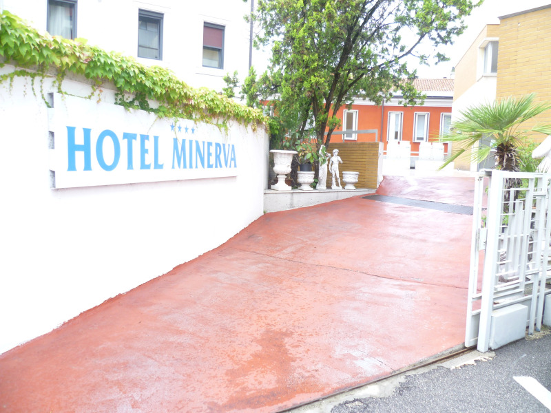 Hotel Minerva