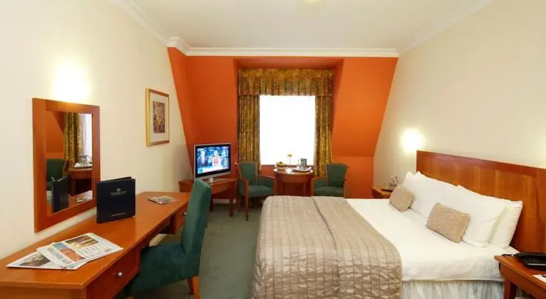 Carrigaline Court Hotel & Leisure Centre