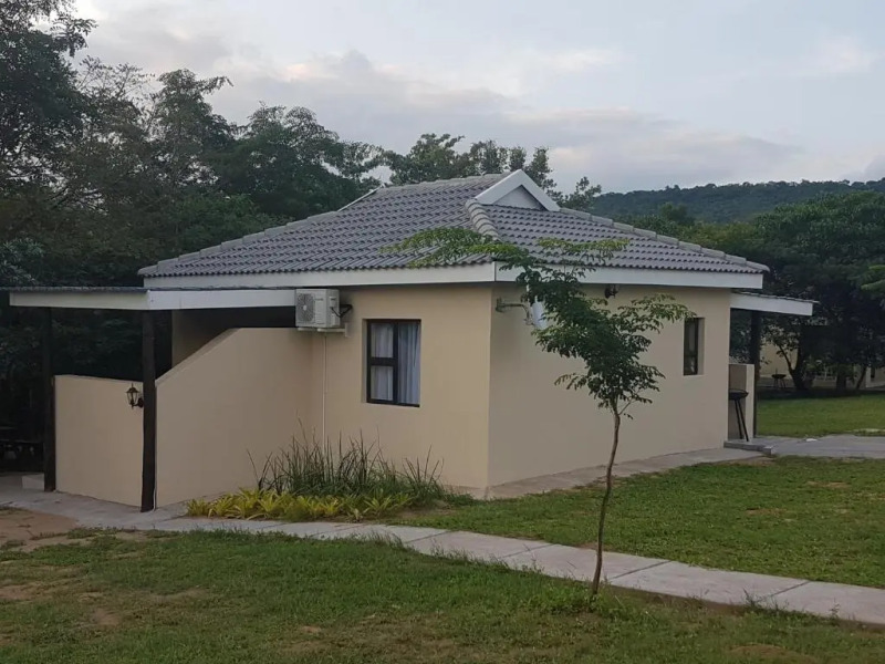 Sand River Cottages