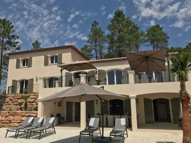 Villa in Le Plan-de-la-tour With Pool