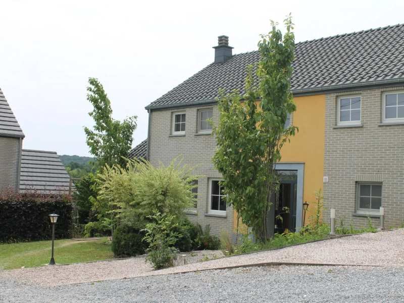 Luxury Holiday Home in Marchin With Wellness