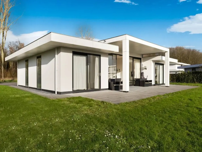 Holiday Home in Zeewolde With Kayaks