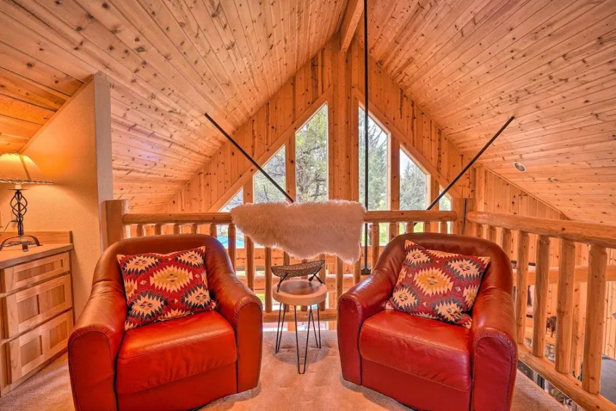 Eagle Crest Retreat w/ Great Wifi & Resort Access!