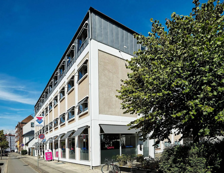 CABINN Express Hotel