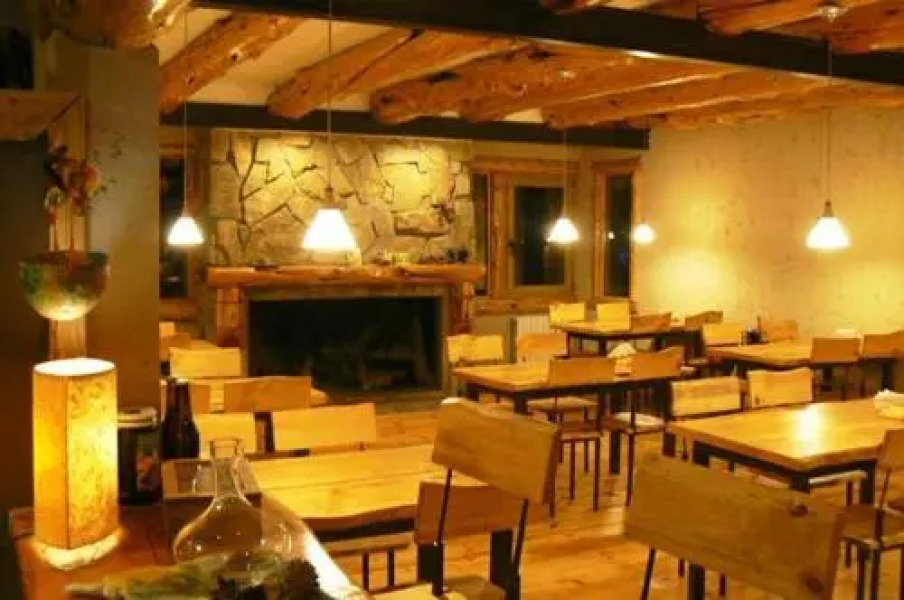 Ruca Pehuen Eco-Lodge De Montaña