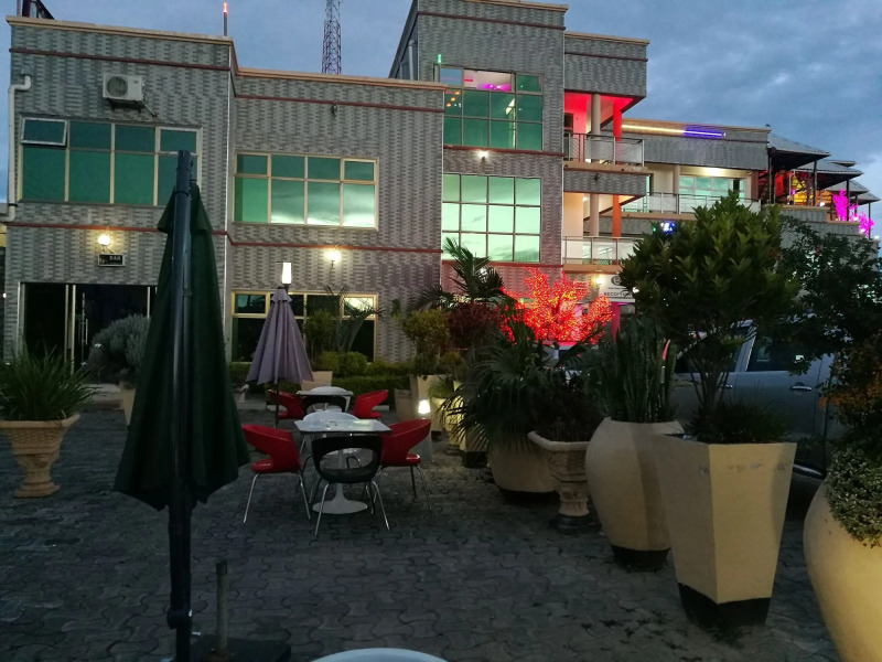 Golden Zambezi Lodge