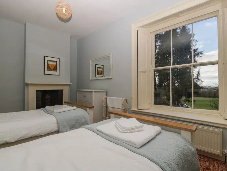 Woodlands Cottage