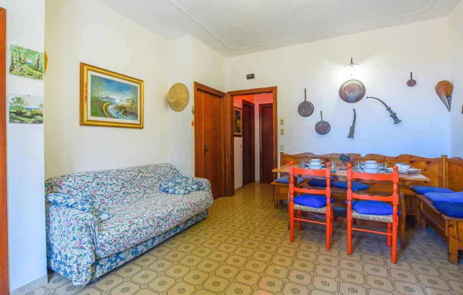 Beautiful Apartment in Rosignano Solvay-casti With Wifi and 2 Bedrooms