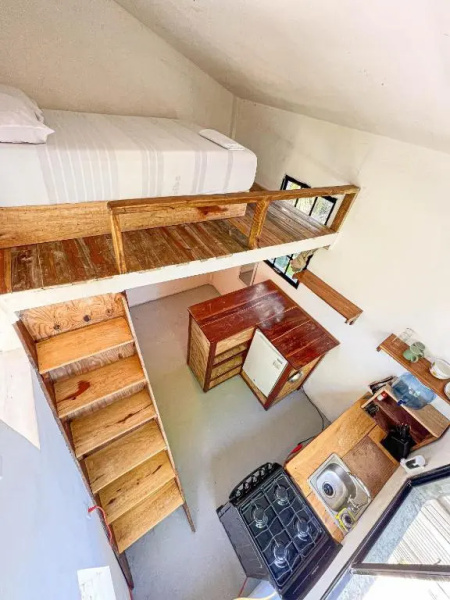 Bella's Backpackers Hostel