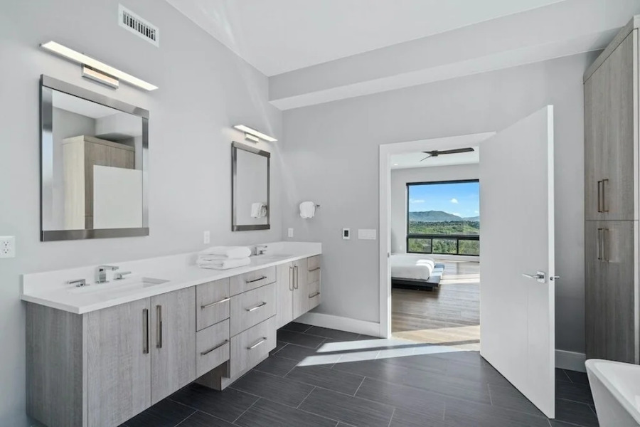 10457 Wasatch Boulevard Home 4 Bedrooms 4.5 Bathrooms Home