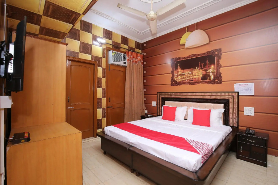 OYO 29172 Ess Ess Enterprises