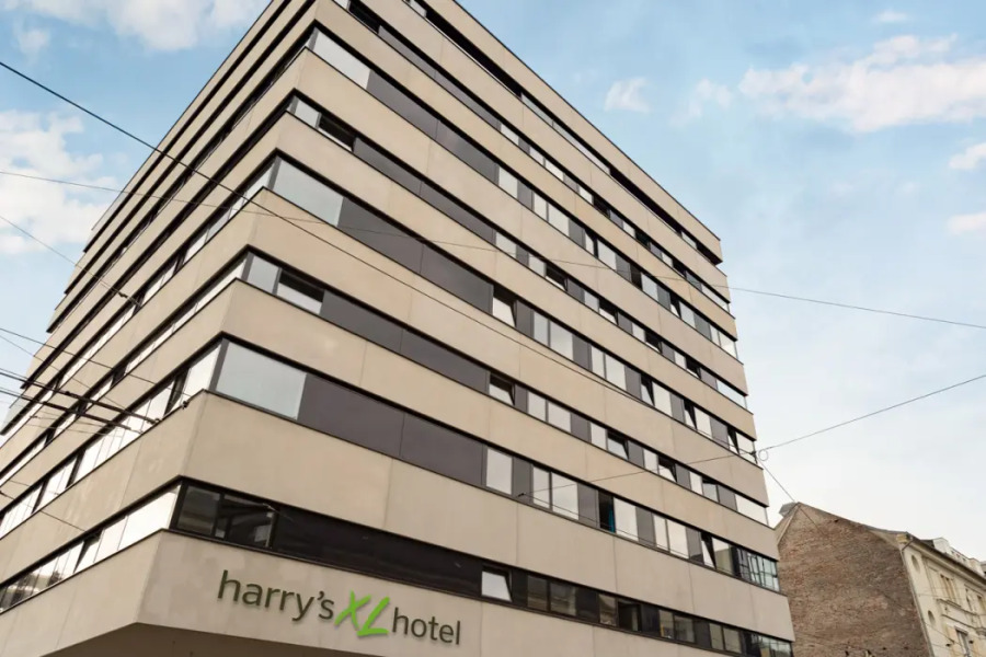 Harry’s Xl Hotel