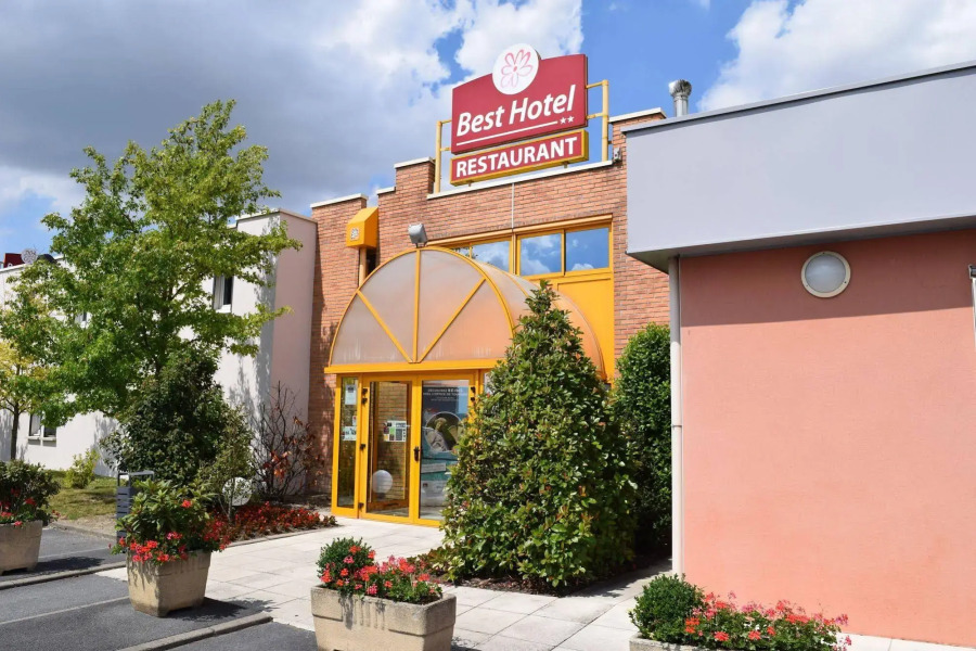 Brit Hotel Reims La Pompelle