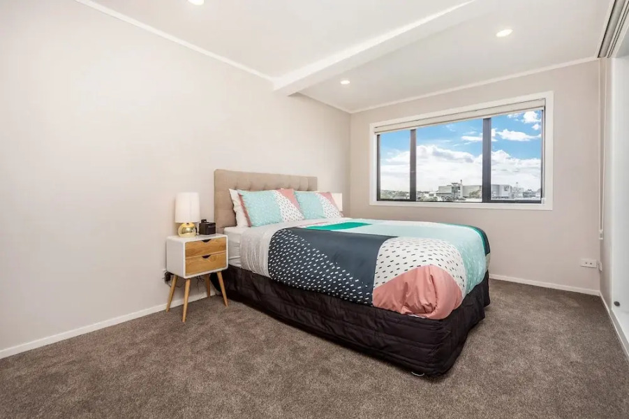 Central Manukau Hideaway