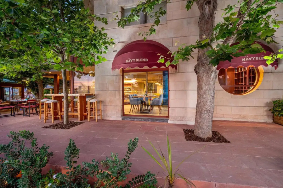 Kyma Suites Beach Hotel