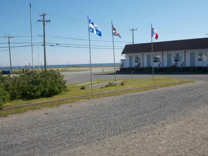 Le Pirate Motel & Camping
