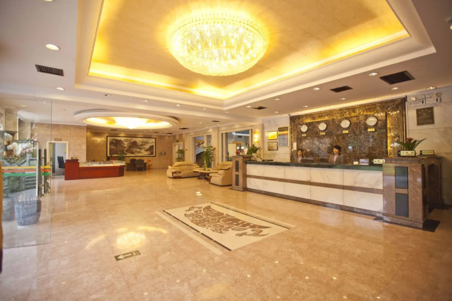 YangShuo New Century Hotel