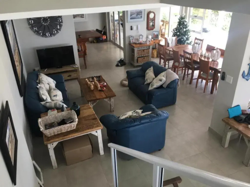 Shabby View Beach House