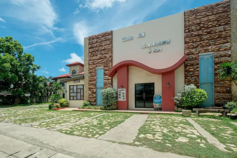 ZEN Rooms Aloha Nui Hotel