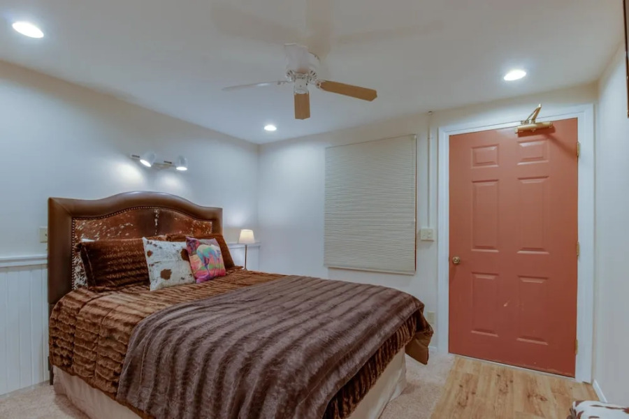 Three Seasons Condominiums