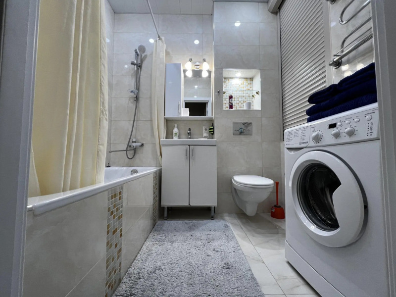 AlexHome (АлексХоум) на улице Алексея Короткова 1