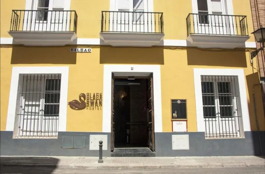 Black Swan Hostel Sevilla